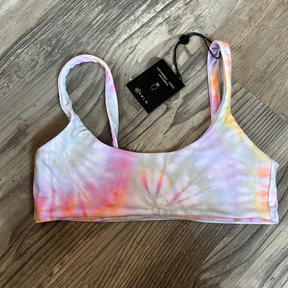 Skatie Mya Bikini Top Tie Dye Woodstock XS  NWT